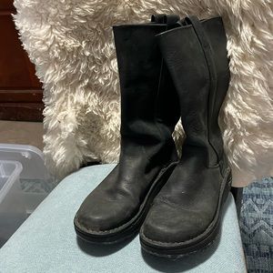 Black nubuck leather Chaco boots
